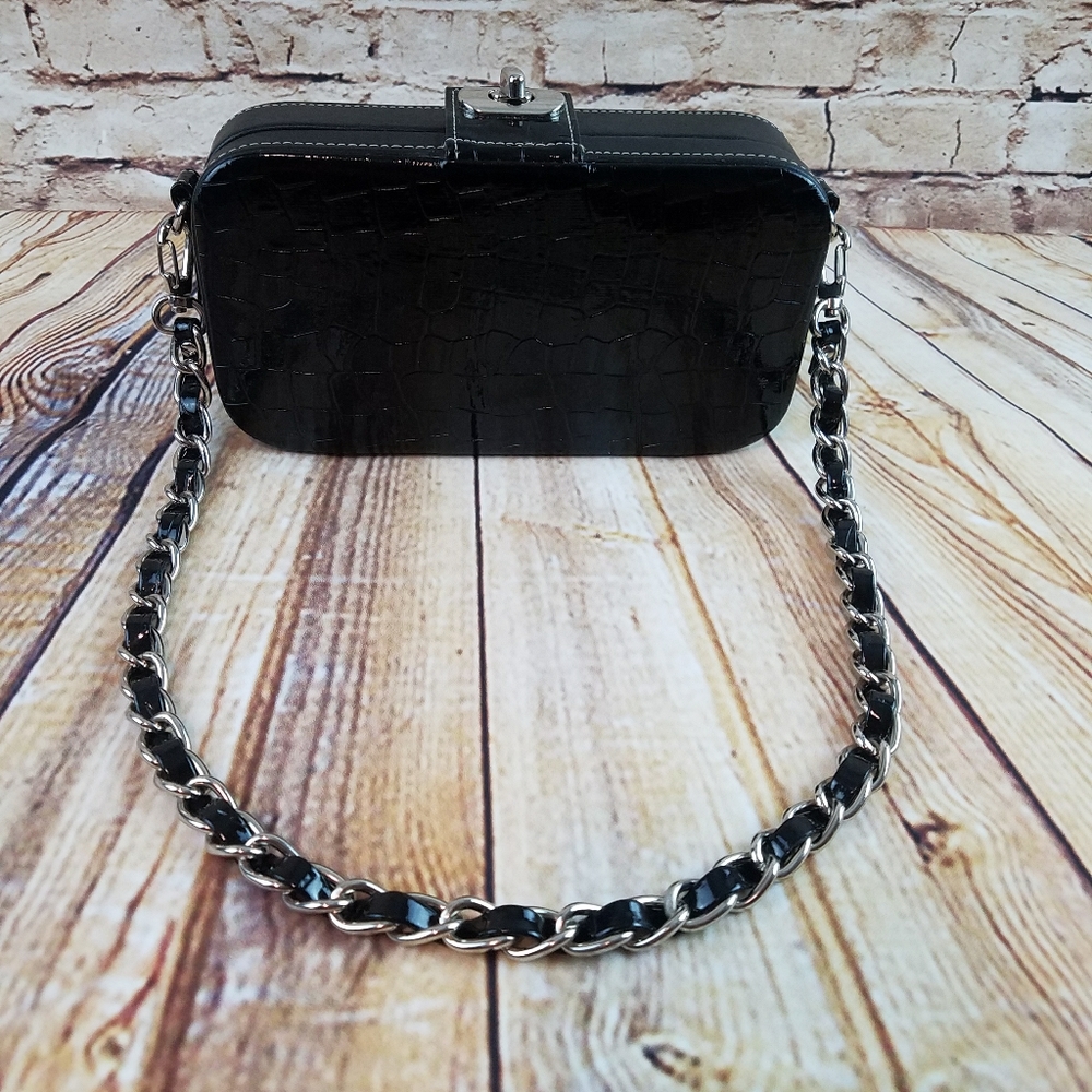Jazza Black Purse with Chain Strap